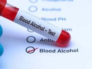 Po jakim czasie alkohol znika z krwi?