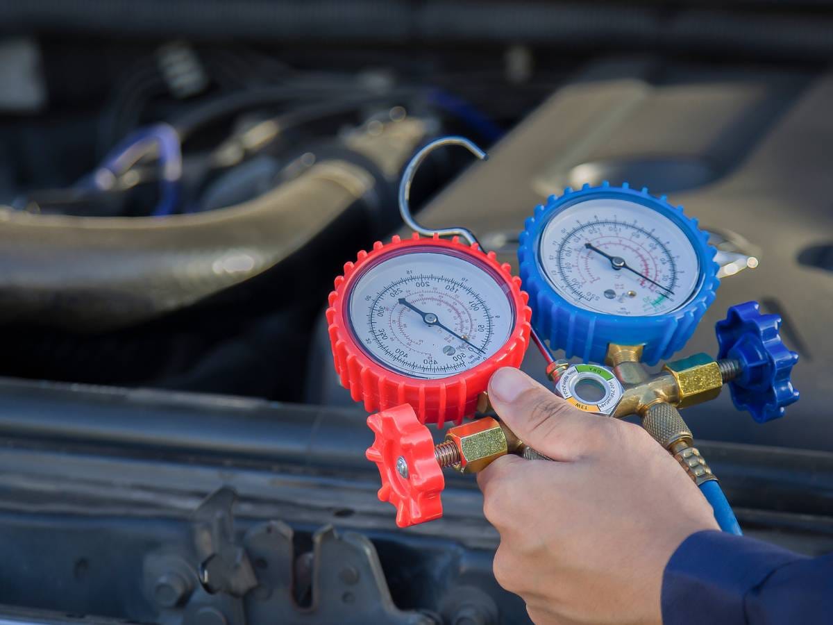 Jak sprawdzić szczelność klimatyzacji