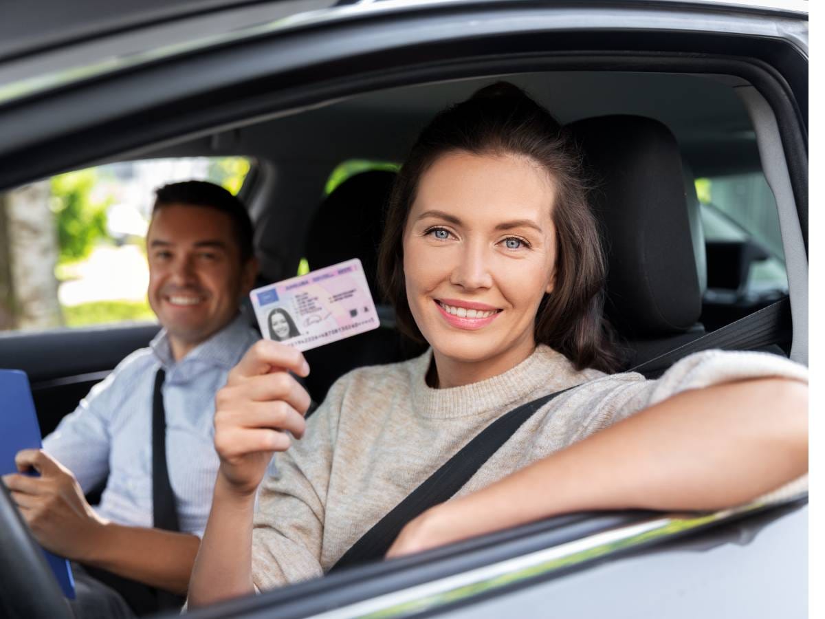 mandat za brak prawa jazdy