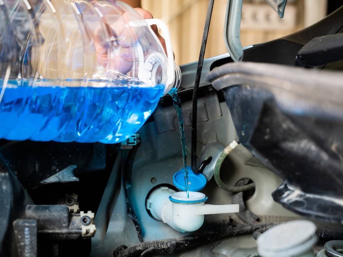 co zrobić, jak zamarzł płyn do spryskiwaczy